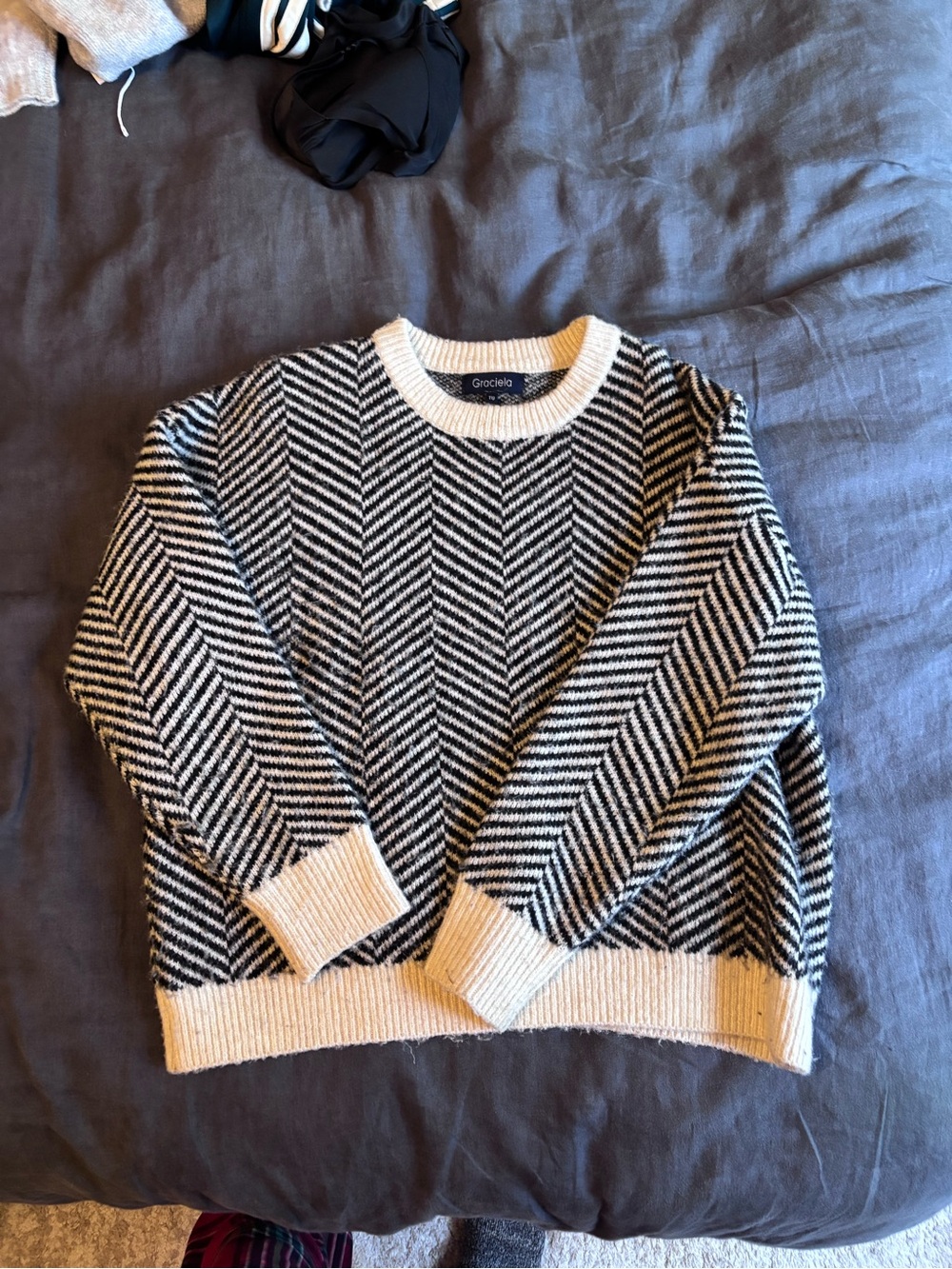 EASY CLOTHES-  Black and Cream Herringbone Crewneck Sweater